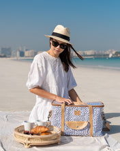 Load image into Gallery viewer, Seeds White Wine Cooler & Picnic Cooler