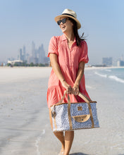 Load image into Gallery viewer, Thandana insulated picnic caddy cooler bag