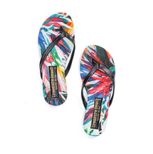 Load image into Gallery viewer, Flip Flops  - The Beverley | Tropical Black
