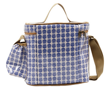 Load image into Gallery viewer, back view of the IY Apparel insulated snakpak lunch cooler with adjustable strap, water bottle pocket and handle.
