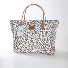 Load image into Gallery viewer, Medium Beach Bag Laminated Fabric - Cheetah White
